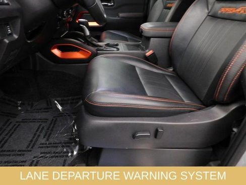 Used 2023 Nissan Frontier PRO-4X w/ Pro-4X Premium Package image 25