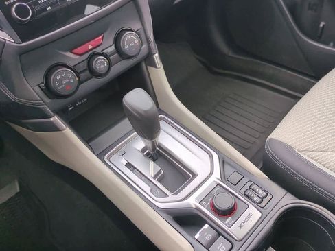 Certified 2023 Subaru Forester Premium image 31