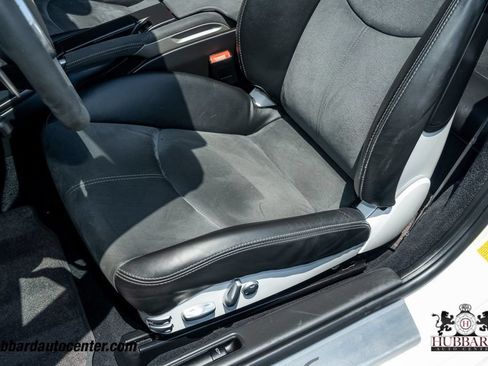Used 2012 Porsche 911 Cabriolet image 20