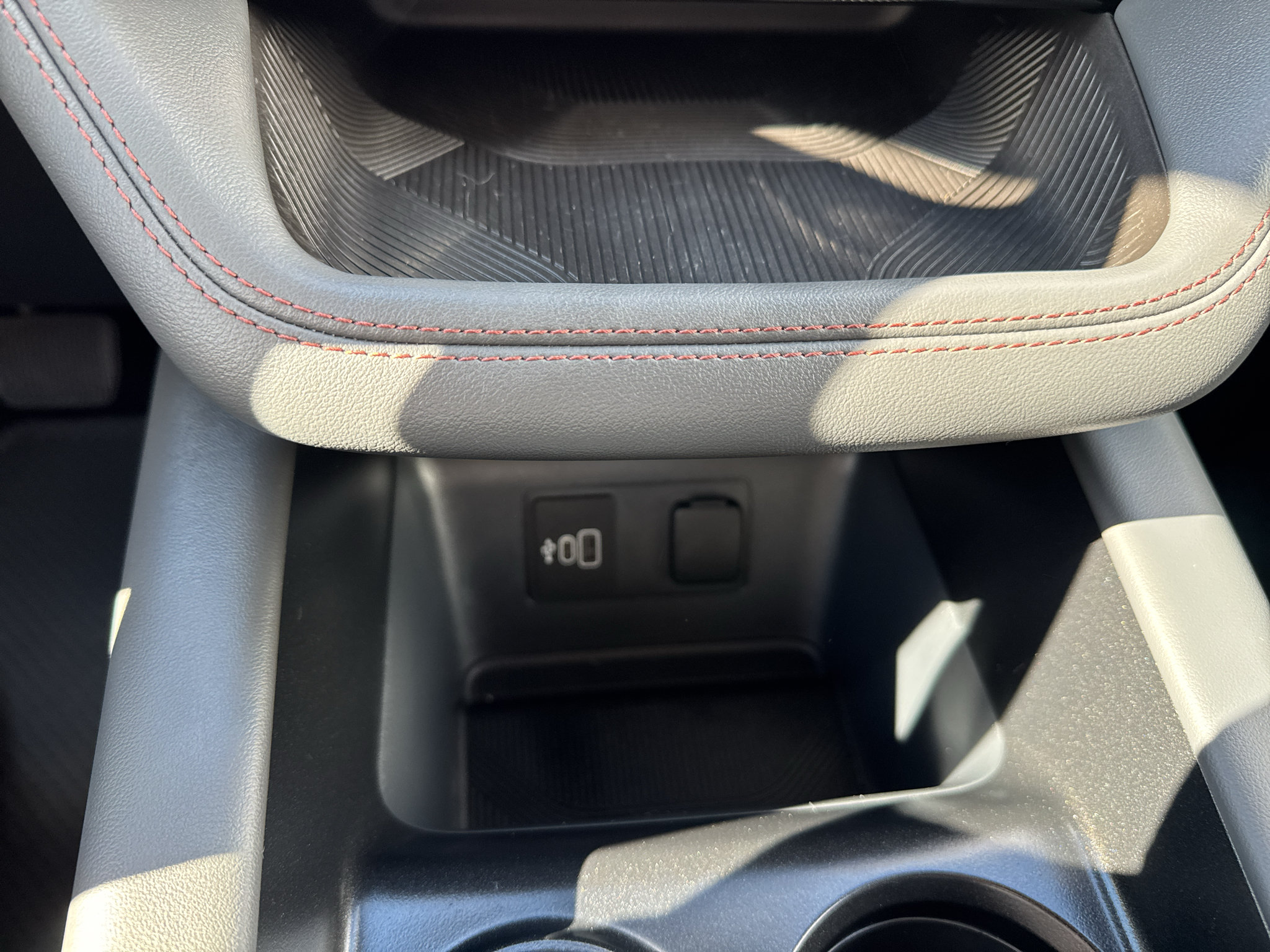 Used 2026 Ford Explorer Active RWD image 13