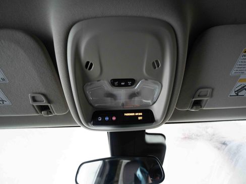 Used 2020 Buick Encore GX Preferred w/ Sport Touring Package image 18