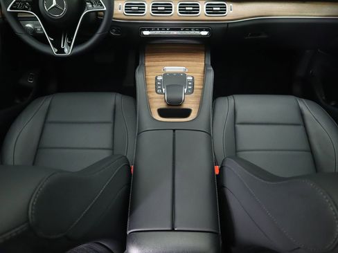 Certified 2025 Mercedes-Benz GLE 350 4MATIC image 17