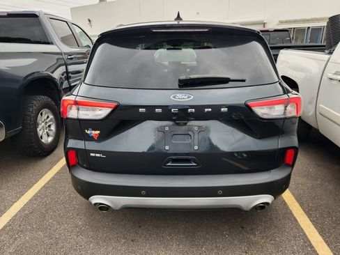 Used 2022 Ford Escape SEL w/ Technology Package FWD image 4