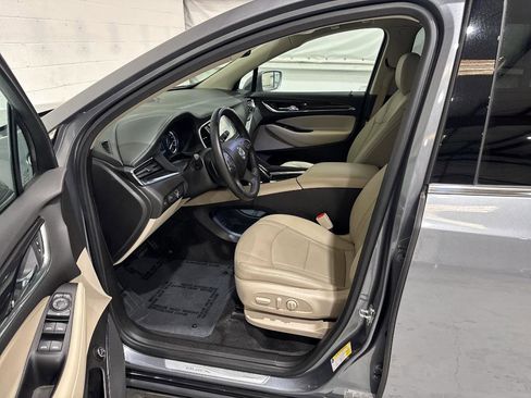 Used 2019 Buick Enclave Essence image 31