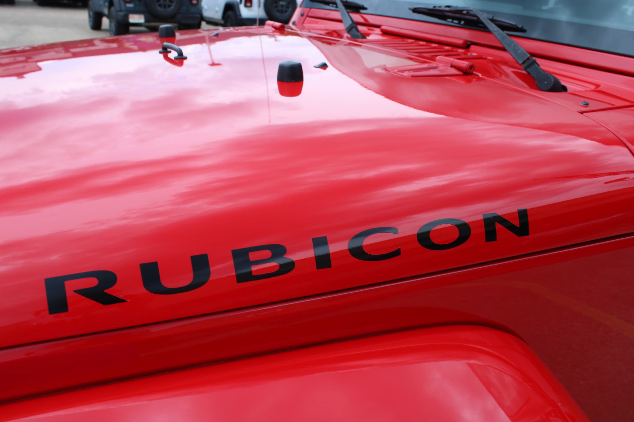 Used 2015 Jeep Wrangler Unlimited Rubicon w/ Connectivity Group AWD/4WD image 13