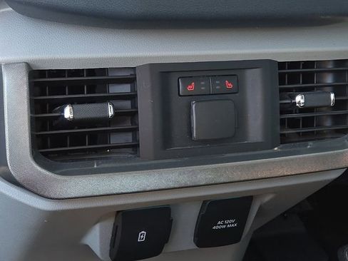 Used 2021 Ford F150 Limited image 17