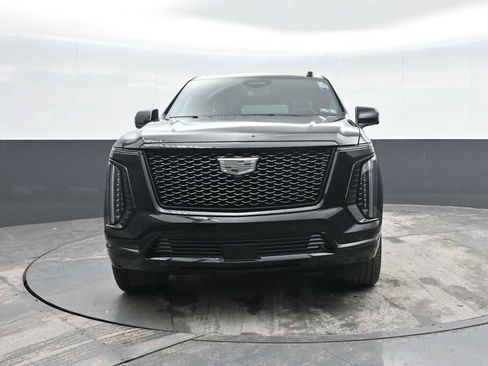 New 2026 Cadillac Escalade Platinum Sport w/ LPO, ONYX Package image 7