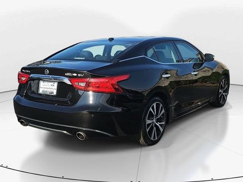 Used 2018 Nissan Maxima 3.5 SV image 3