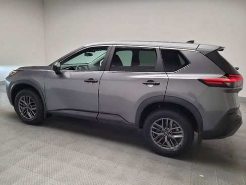 Used 2023 Nissan Rogue S AWD/4WD image 3