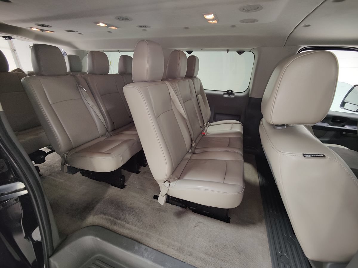 Used 2015 Nissan NV 3500 SL w/ Technology Package RWD image 16