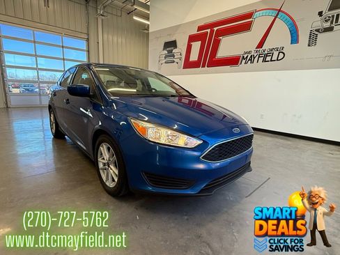 Used 2018 Ford Focus SE image 1