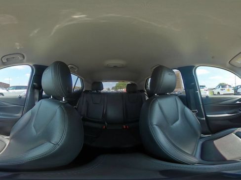 Used 2024 Buick Encore GX Sport Touring FWD image 39