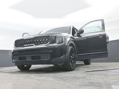 Used 2025 Kia Telluride EX X-Line AWD/4WD image 35