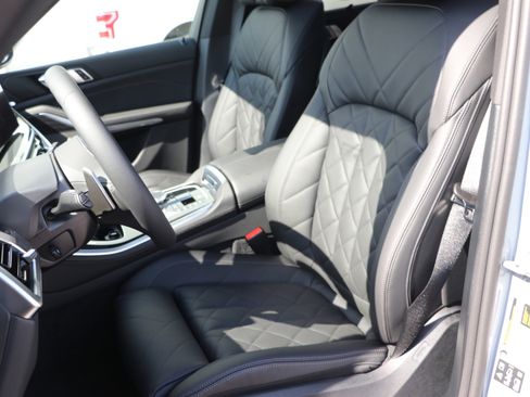 Certified 2026 BMW X5 xDrive40i w/ M Sport Package AWD/4WD image 16