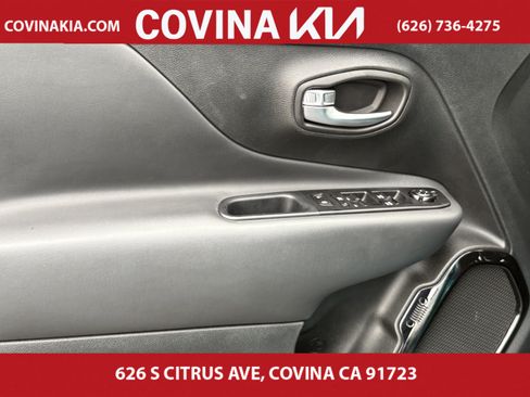 Used 2022 Jeep Renegade Altitude image 12