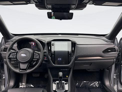 Used 2025 Subaru Forester Touring image 14