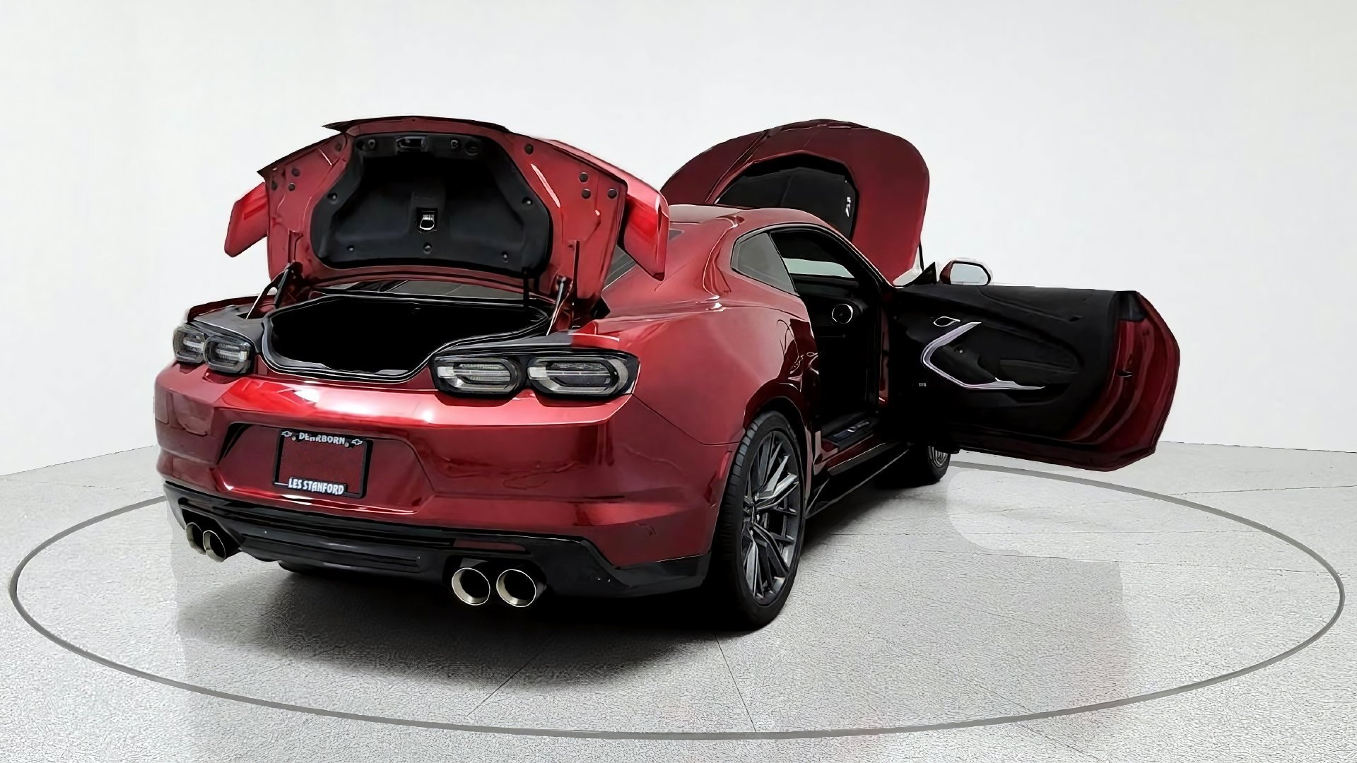 Used 2021 Chevrolet Camaro ZL1 RWD image 12