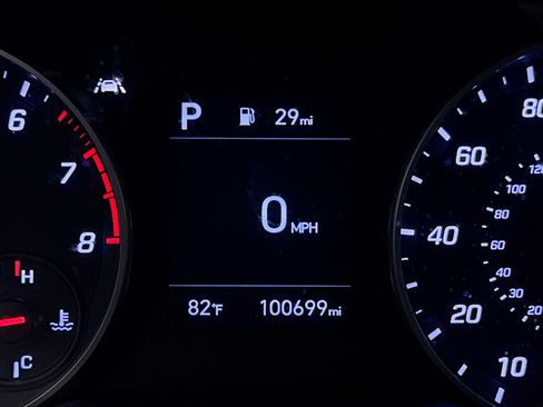 Used 2020 Hyundai Elantra Sport w/ Premium Package 02 FWD image 33