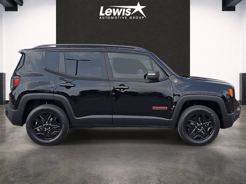 Used 2018 Jeep Renegade Trailhawk w/ Cold Weather Group II AWD/4WD image 5