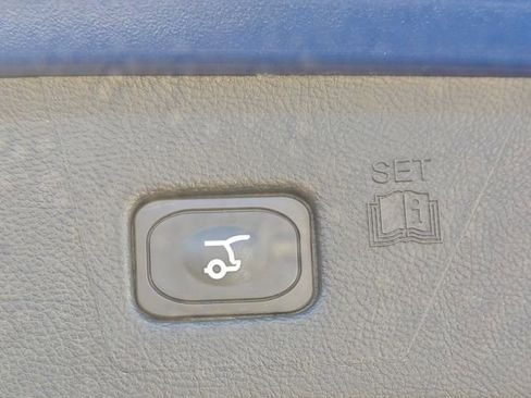 Used 2024 Ford Edge SEL w/ Convenience Package image 45