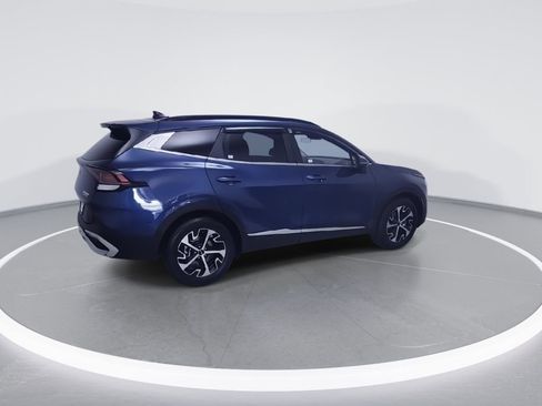 Used 2025 Kia Sportage EX w/ Premium Package image 9