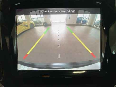 Used 2020 Jeep Cherokee Limited image 21