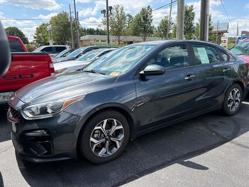 Used 2019 Kia Forte LXS FWD image 1