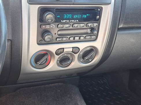 Used 2011 Chevrolet Colorado LT RWD image 23