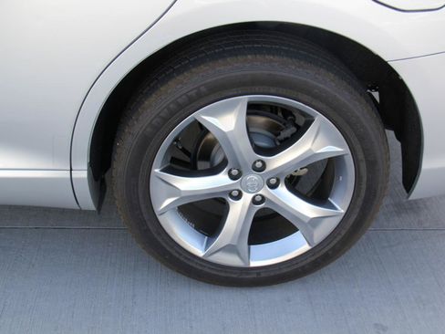 Used 2011 Toyota Venza w/ Premium Pkg #2 FWD image 36