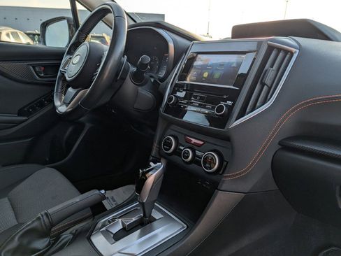 Used 2020 Subaru Crosstrek 2.0i Premium w/ Moonroof Package 2 image 24