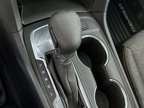 Used 2024 Chevrolet Equinox LT image 24