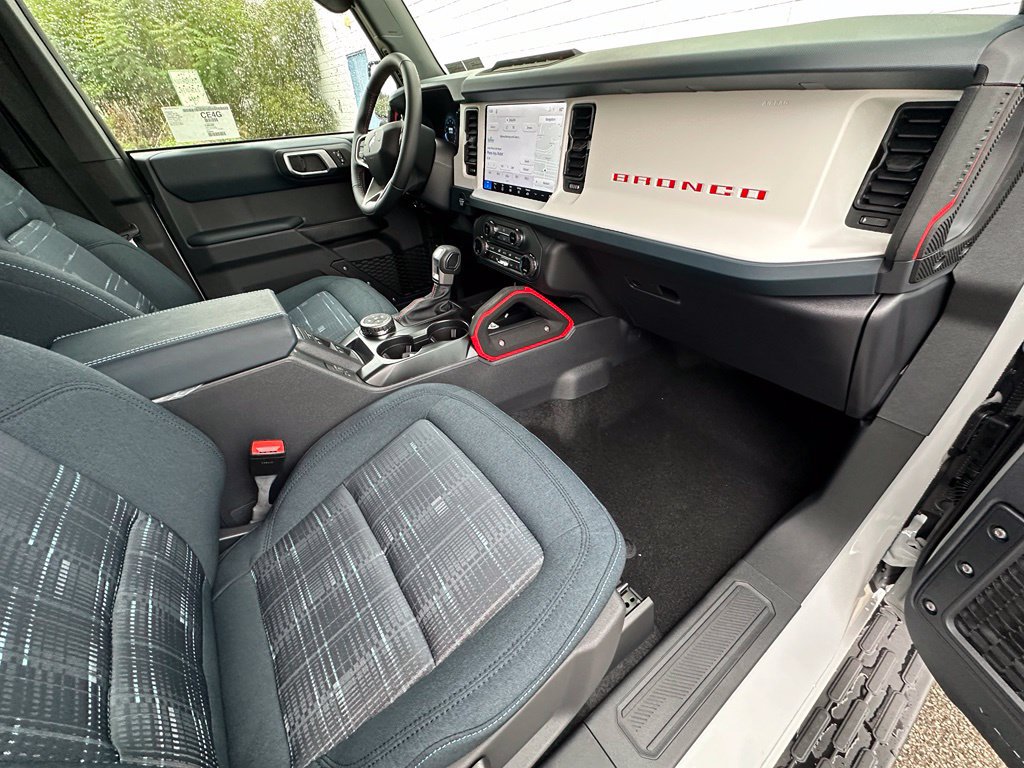 New 2026 Ford Bronco Heritage Edition AWD/4WD image 24