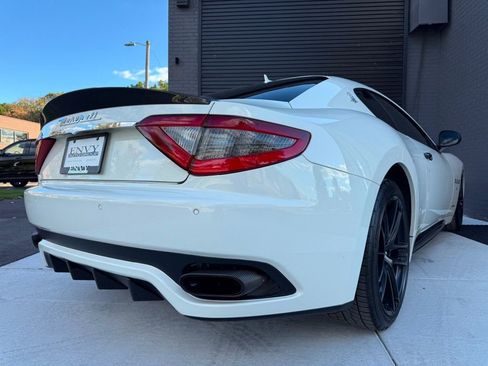 Used 2015 Maserati GranTurismo Sport image 31