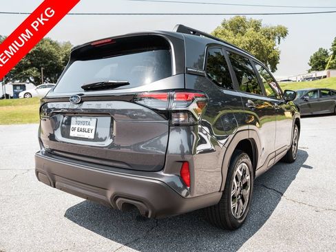 Used 2025 Subaru Forester Premium AWD/4WD image 7
