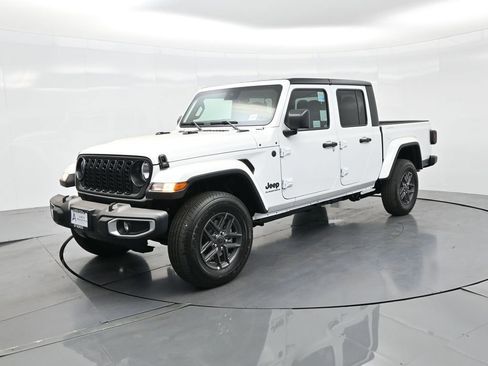 New 2025 Jeep Gladiator Sport image 57