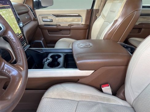 Used 2020 RAM 2500 Laramie image 19