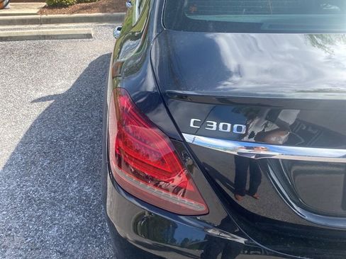 Used 2021 Mercedes-Benz C 300 4MATIC Sedan image 7