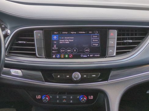 Used 2024 Buick Enclave Essence w/ Experience Buick Package FWD image 18