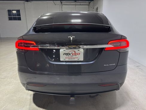 Used 2019 Tesla Model X Long Range image 6