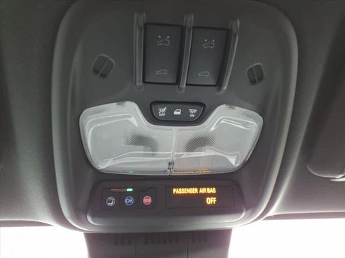 Used 2023 Chevrolet Colorado Z71 w/ Z71 Convenience Package 2 image 26