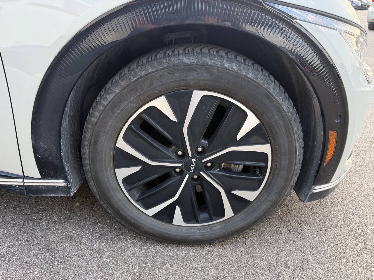 Used 2022 Kia EV6 Wind w/ Wind Technology Package AWD/4WD image 13