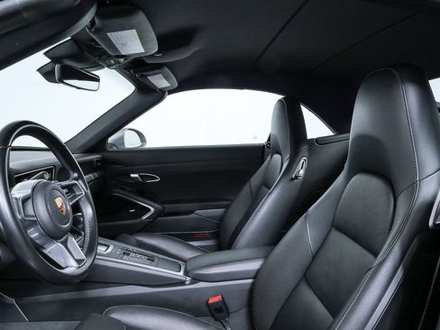 Certified 2019 Porsche 911 Carrera S image 5