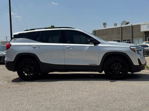 Used 2021 GMC Terrain SLT w/ Elevation Edition FWD image 8