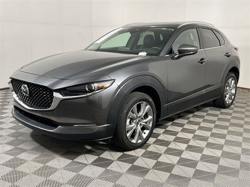 Certified 2022 MAZDA CX-30 AWD 2.5 S w/ Premium Package image 4
