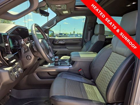 Used 2024 Chevrolet Silverado 1500 ZR2 w/ Technology Package AWD/4WD image 15