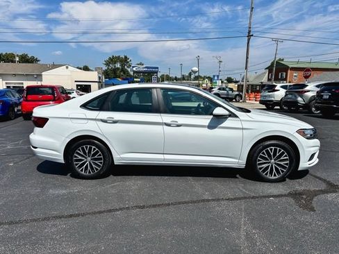 Used 2020 Volkswagen Jetta SE FWD image 9
