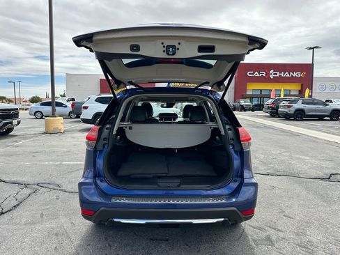 Used 2018 Nissan Rogue SL w/ Premium Package FWD image 26