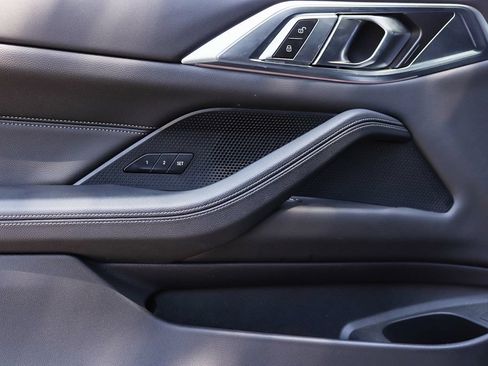 Certified 2025 BMW M440i Convertible w/ Shadowloine Package RWD image 29