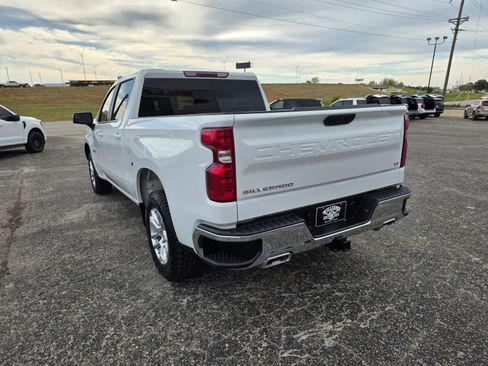 Used 2024 Chevrolet Silverado 1500 LT w/ Z71 Off-Road Package image 5