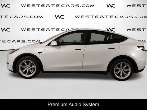 Used 2023 Tesla Model Y Long Range AWD/4WD image 5